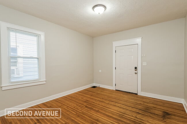 Photo - 459 S 41st St