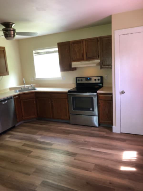 485 Old Niskayuna Rd Unit B