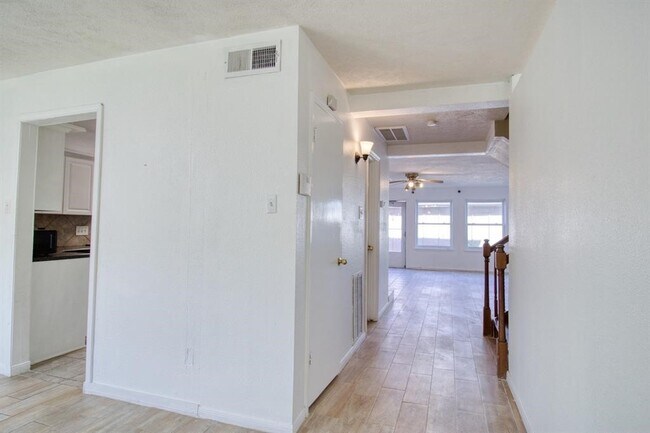 Photo - 11667 Sabo Rd