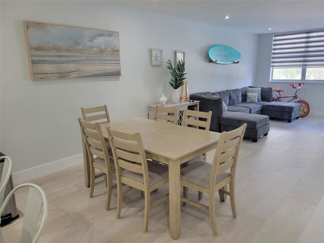 Photo - 19390 Collins Ave Unit 216