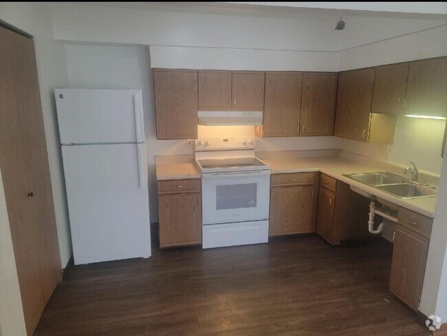Building Photo - Pleasantville Unit 3 Rental