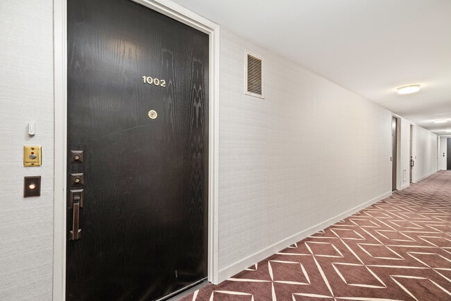 Photo - 10751 Wilshire Blvd Unit 1002