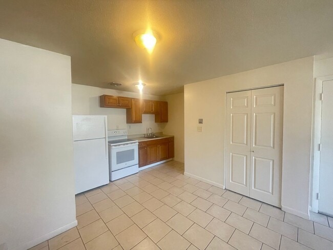173 Loudon Rd Unit 503