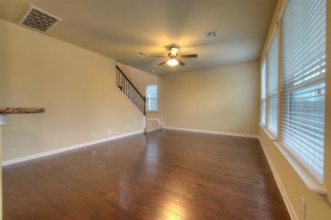 8608 White Ibis Dr