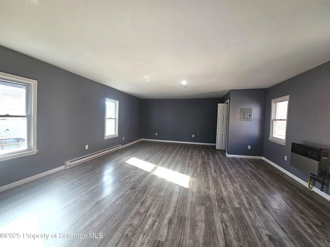 Photo - 125 N River St Apartment