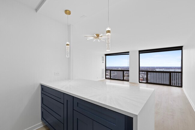 Photo - 4343 N Clarendon Ave Unidad 2507