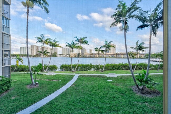 Building Photo - 2861 Leonard Dr Unit F208