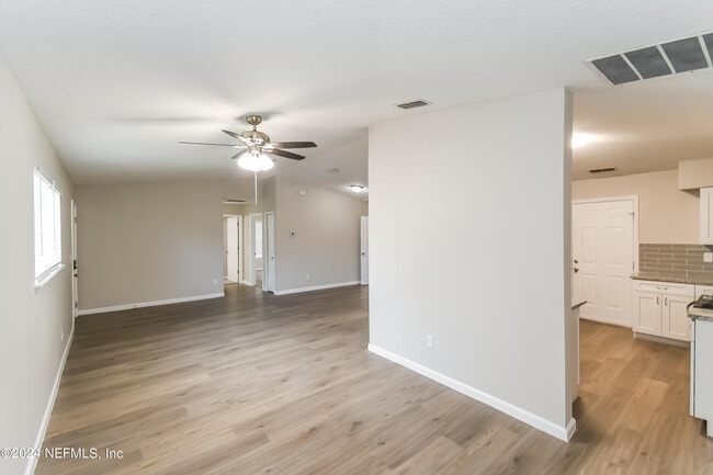 Photo - 7263 Eudine Dr N