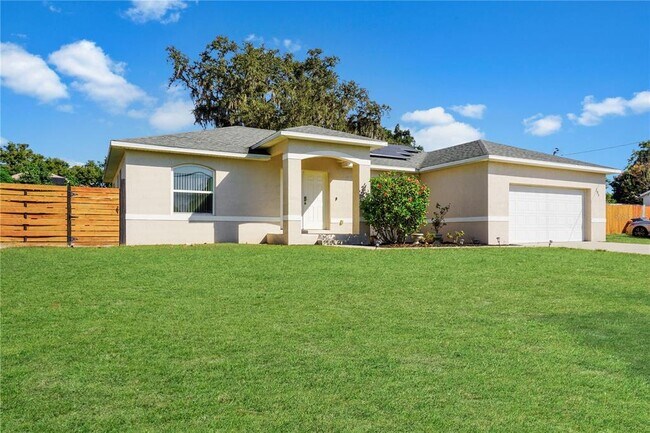 Photo - 206 North Blvd W