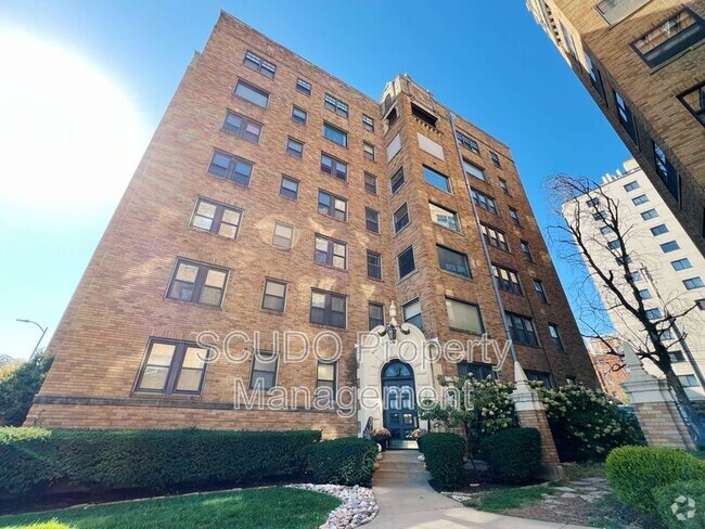 Building Photo - 4804 Jefferson St Unit Apt 103