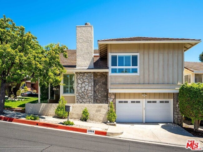 Building Photo - 2898 Woodwardia Dr Rental