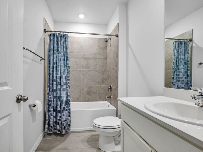 Photo - 1048 Adalia Terrace