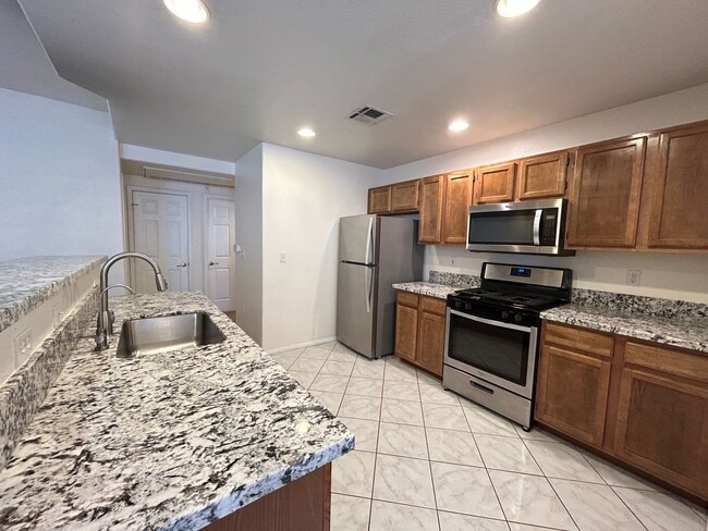 Photo - Free Rent for two weeks!