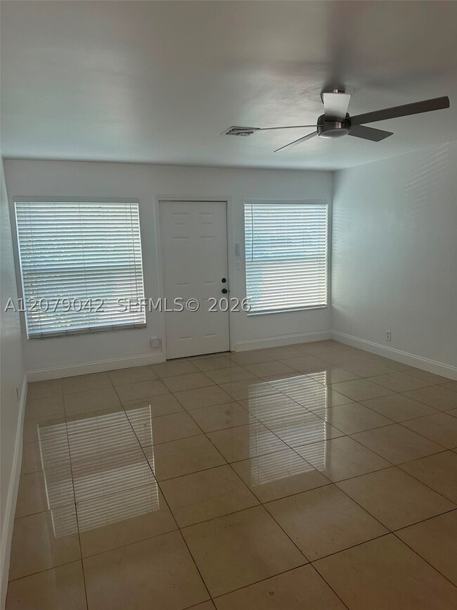 Photo - 2024 NE 26th Dr Unit 1