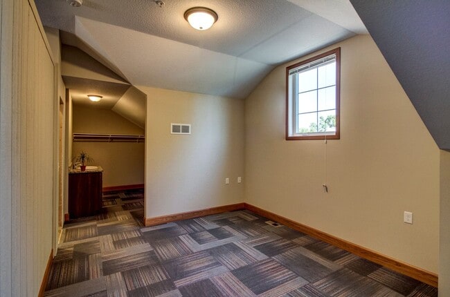 Photo - 1208 Como Ave SE Unit #2