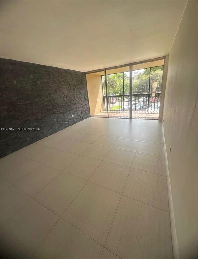 Photo - 10845 SW 112th Ave Unit 204