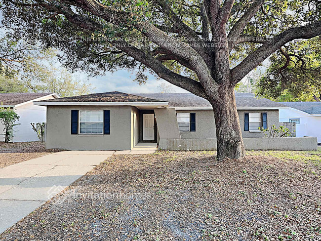 Photo - 3801 Dovehollow Dr House