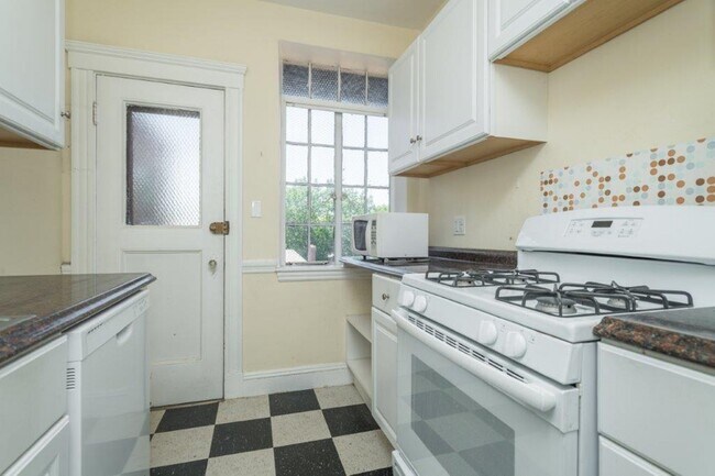 Photo - 17 Forest St Unit 44B