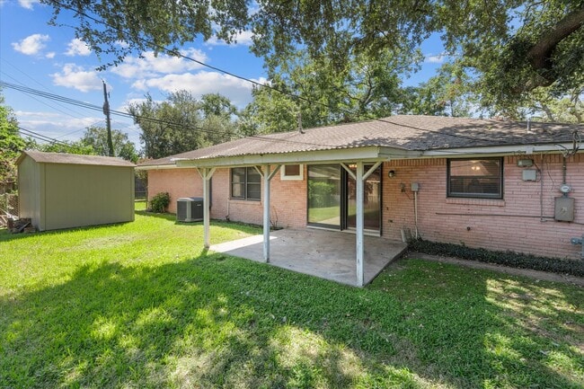 Building Photo - 5314 Manor Creek Ln