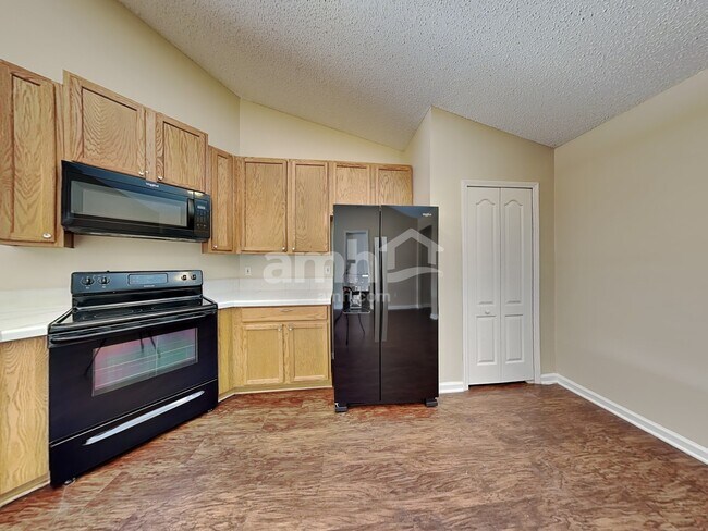 Photo - 14131 Crestwick Dr E