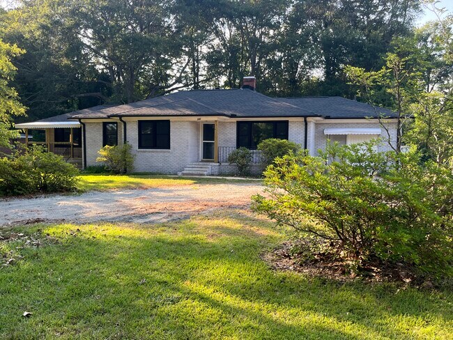 Photo - 220 Summey St