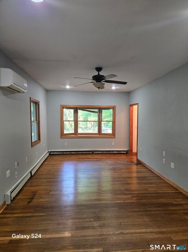 Photo - 145 Liberty St