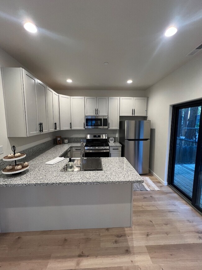 Photo - 3317 Fir Ave Casa Adosada