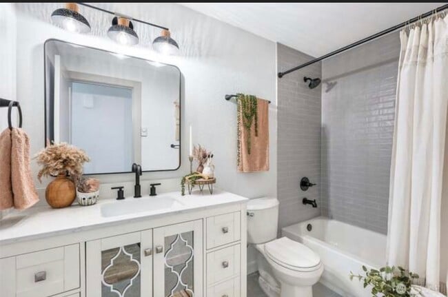 Photo - 2411 Cedar Rd