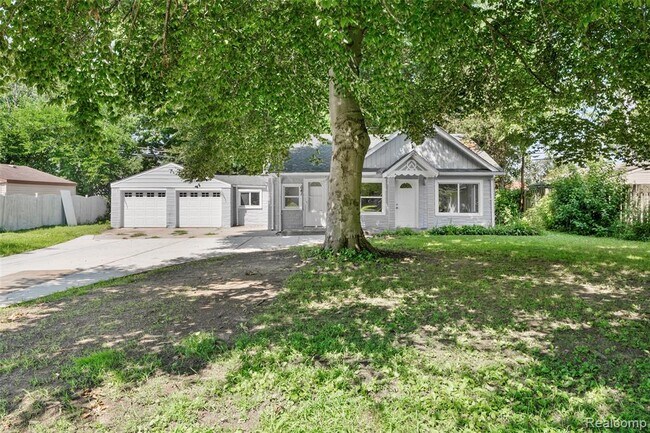 Photo - 641 Gilman St