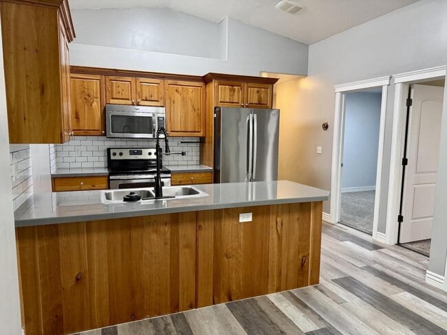 Photo - 3518 E Pearce Dr