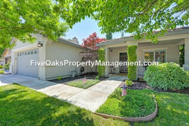 Photo - 531 Rowlands Ct House