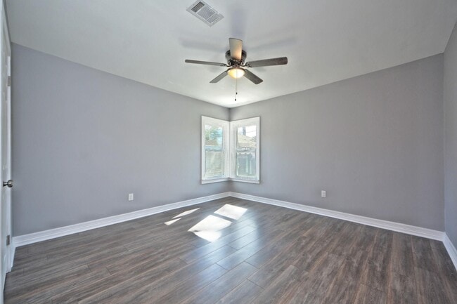 Photo - 3834 Rosedale St