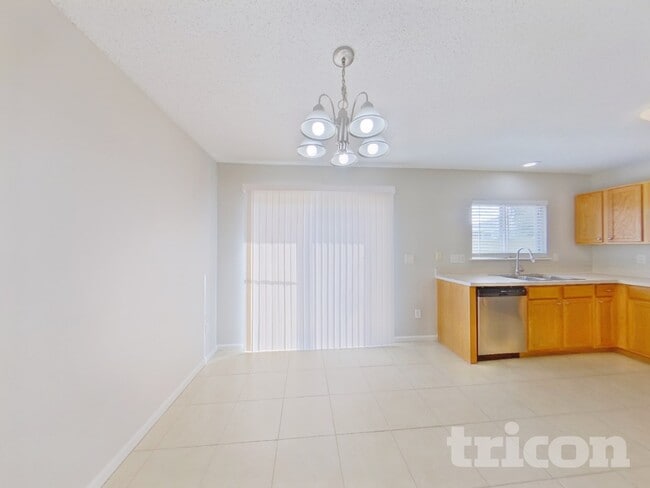 Photo - 7125 Beekman Lake Dr