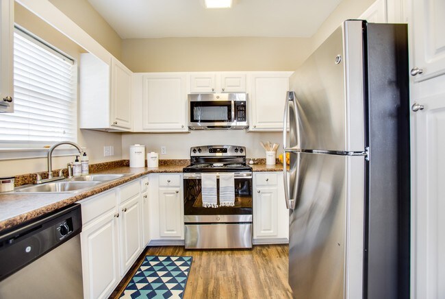 Photo - Crowne Village at Swift Creek