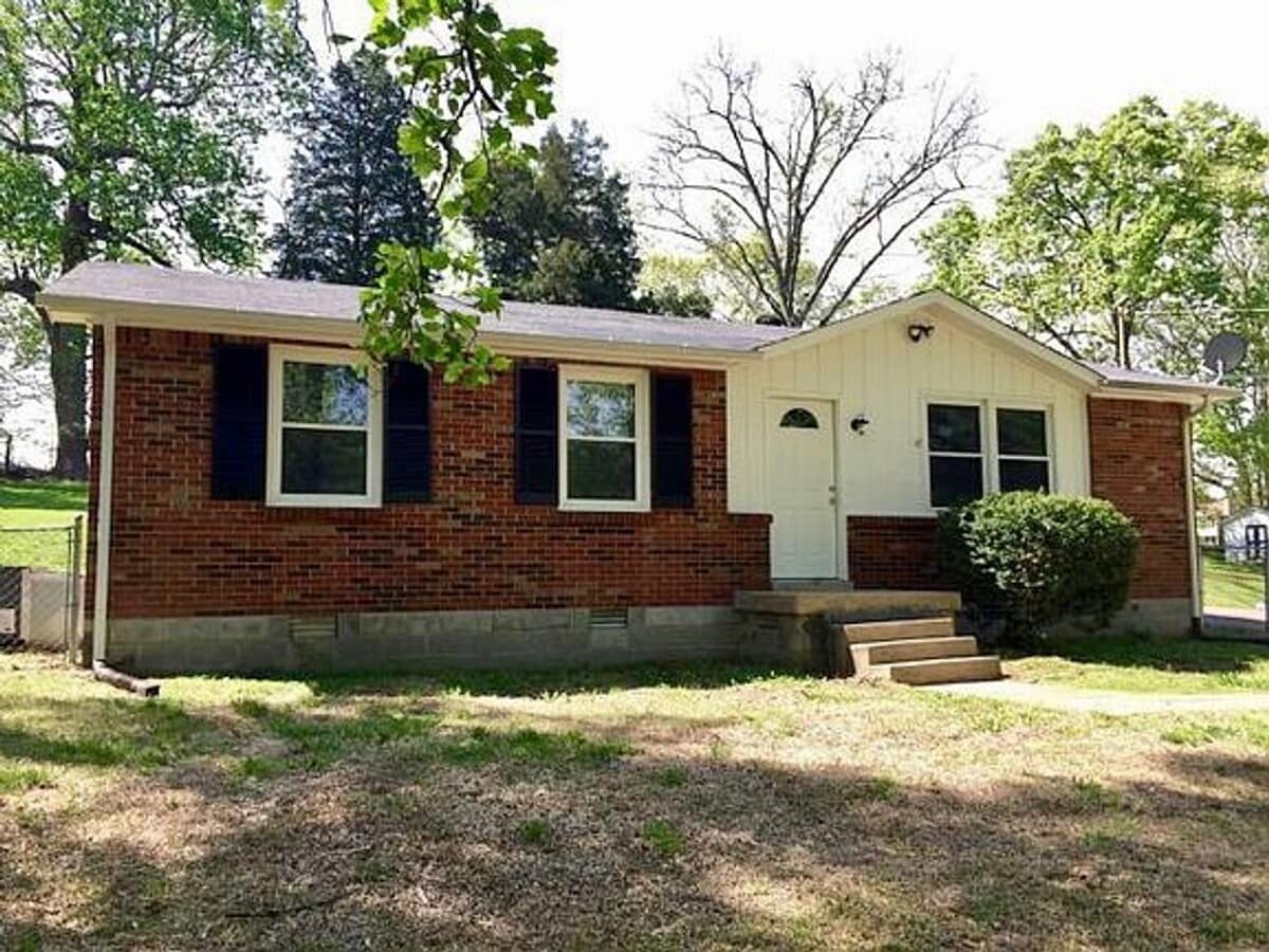 Photo - 1988 Laura Dr House