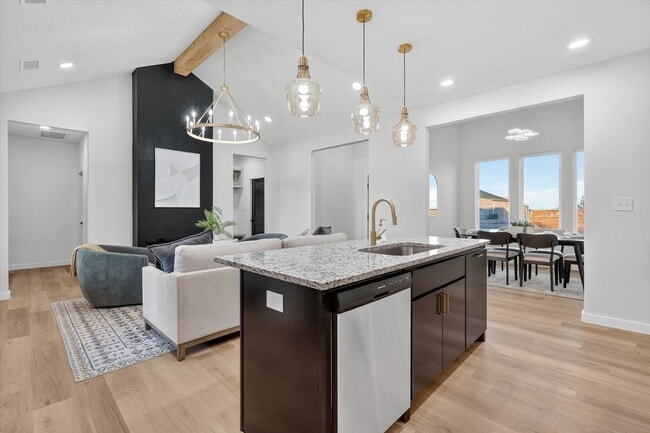 Photo - 1415 Farmhouse Ave