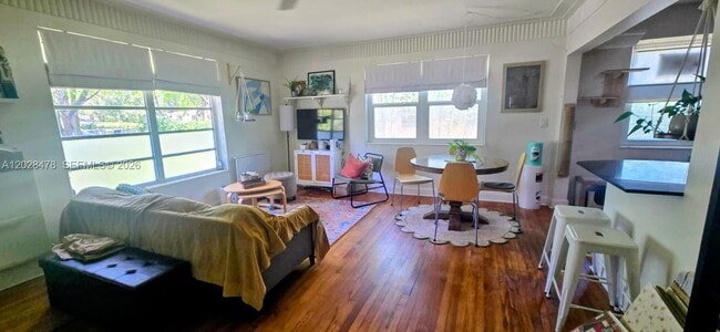 Photo - 1135 NE 133rd St
