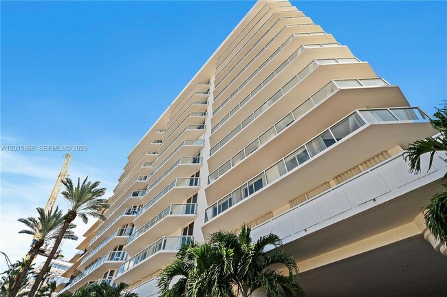 8925 Collins Ave Unit 9J