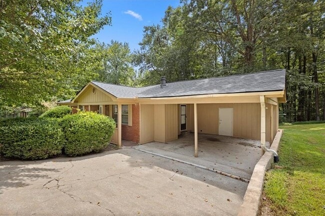 Photo - 3065 Tara Woods Dr