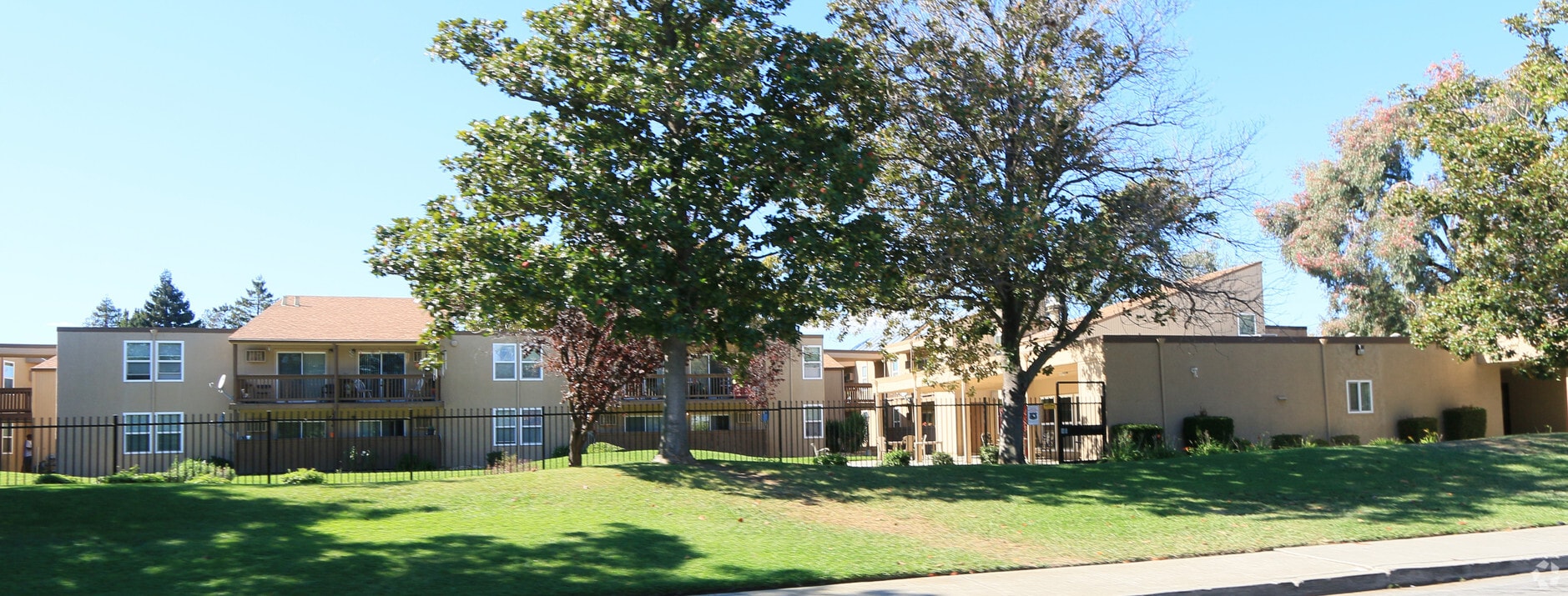 Photo - Senior Manor