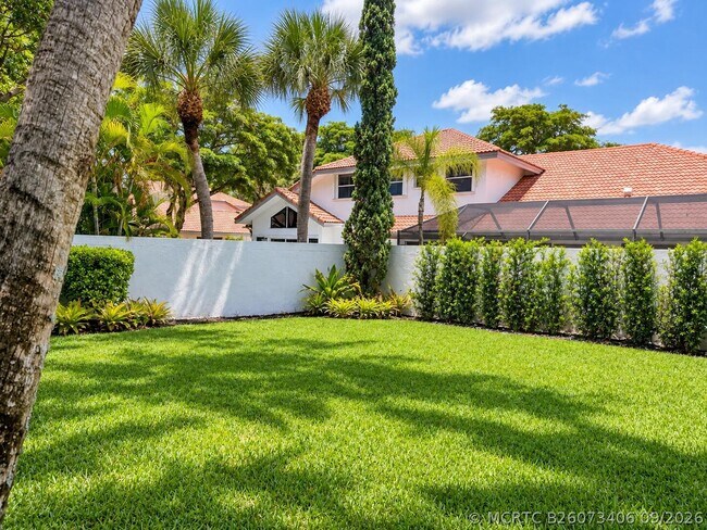 2237 NW 52nd St