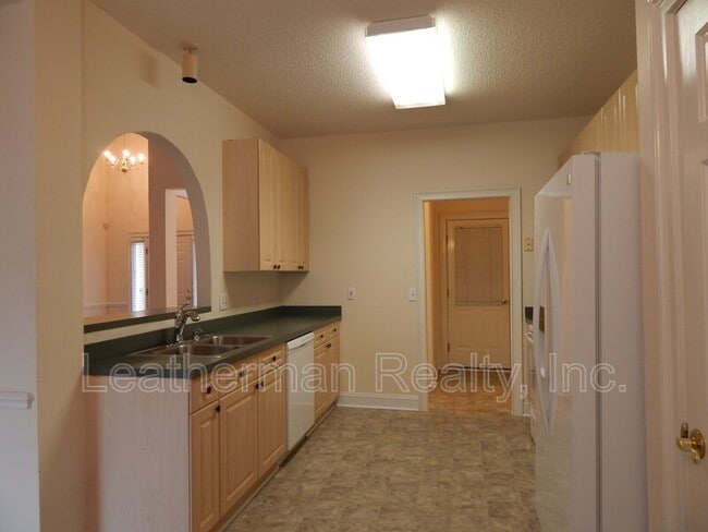 Photo - 2109 Elderberry Dr