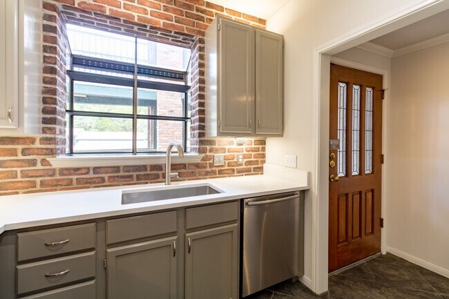 Photo - South Austin Gem: Cozy 2BR Home with Stunning Downtown Views, Minutes from Barton Creek Greenbelt!