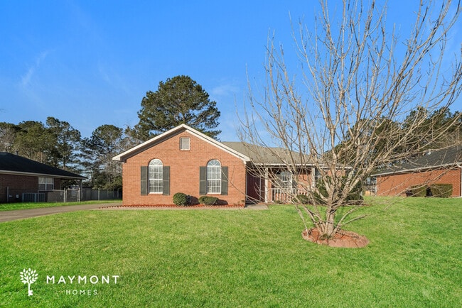 Building Photo - Spacious 4-Bedroom Home in Hephzibah, GA