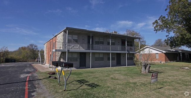 Photo - Willows Apartments