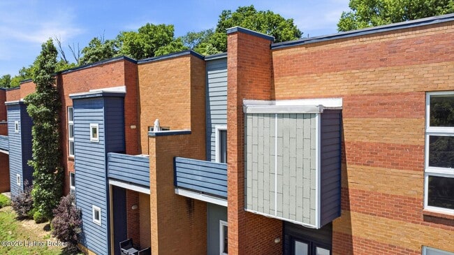 Photo - 2745 Grinstead Dr Unit 208