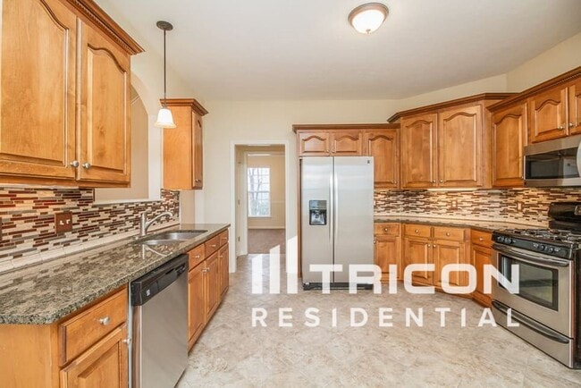 Photo - 100 Havenwood Ct