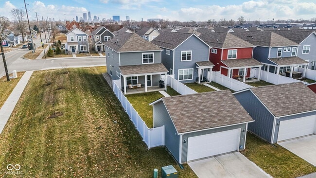 Photo - 366 Steeples Blvd