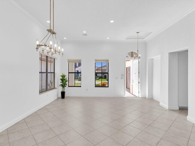 2680 NW 84th Way