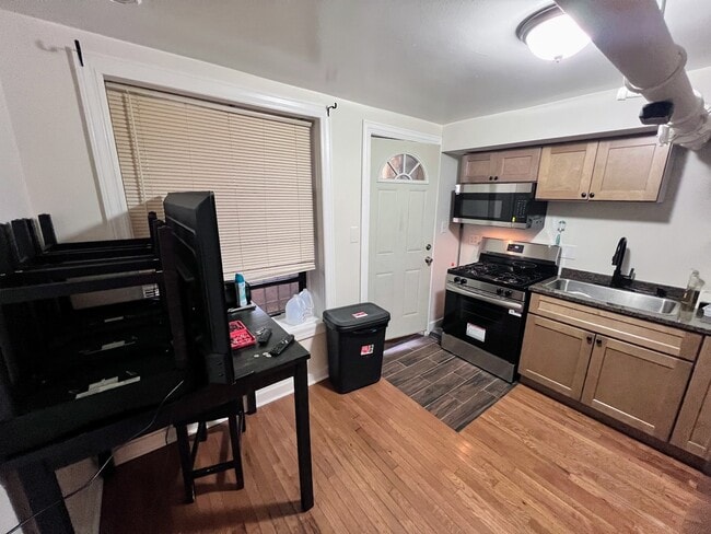 Photo - 3216 W Altgeld St Unit G